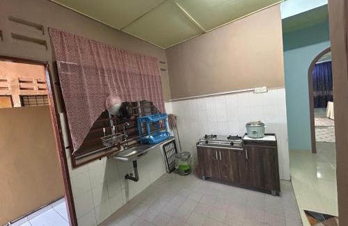 Gua House | Annur Suite Homestay