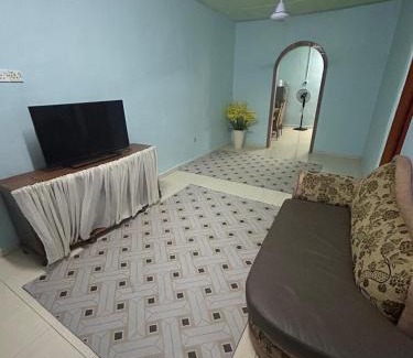 Gua House | Annur Suite Homestay