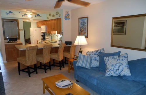 Key Largo Condo | Another Day in Paradise Best Waterfront and Poolside Views.