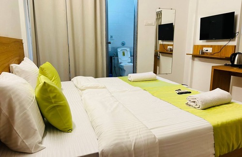 Kharadi Bed & Breakfast | ANS GUEST HOUSE KHARADI