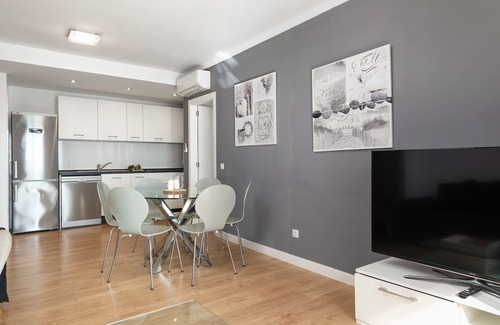 S'illot House | ANTIC 101 - Beautiful apartment facing the sea in s'Illot - Free Wifi