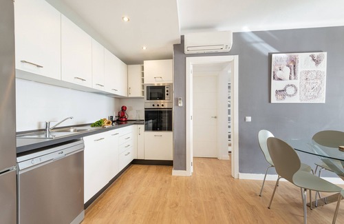 S'illot House | ANTIC 101 - Beautiful apartment facing the sea in s'Illot - Free Wifi