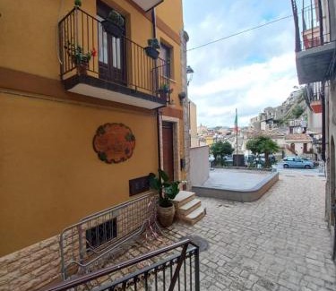 Motta Camastra Apartment | Antico Borgo - A due passi dalle Gole Alcantara