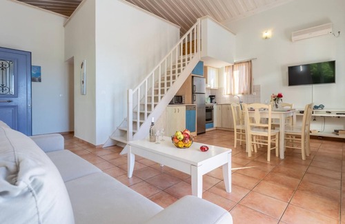 Kounopetra Villa | Antigoni Beach House
