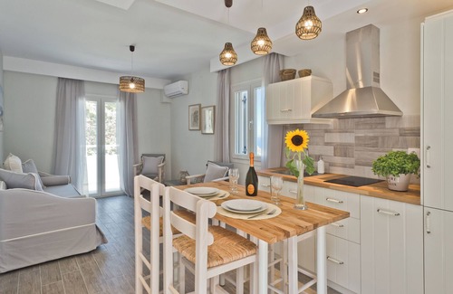 Aperio Apartment | Antikri Villas & studios
