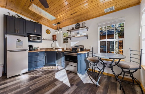 Fall River Estates Condo | Antlers Pointe 02 (HT)