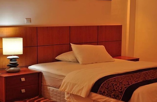 Anfoega House | Anum Royal Guest House