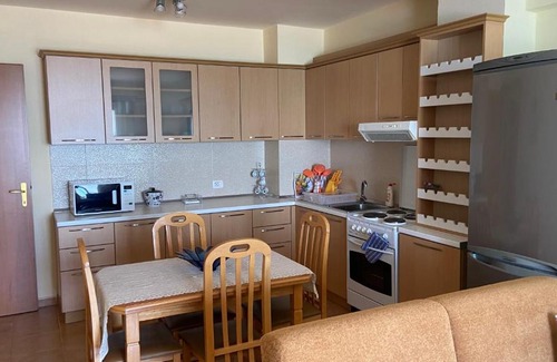 Shengjin Apartment | Anxhelo's Apartment