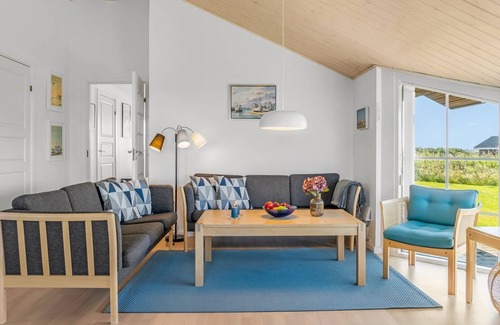 Lokken House | "Anya" - 650m from the sea by Interhome