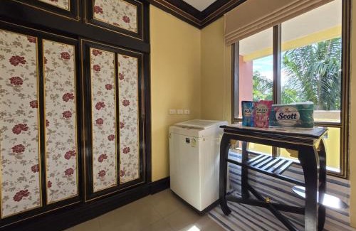 Nong Chaeng Apartment | AoNang BeachFront Poolvila Krabi