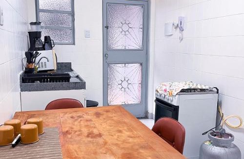 Padre Eustaquio Apartment | Apê Caramelo I Ar condicionado e Garagem I Fácil Acesso ao Centro e Expominas