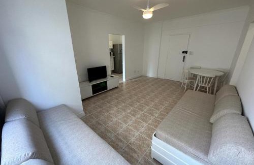 Jardim Belmar Apartment | Ap 1! Super aconchegante, apenas 250 metros da praia da Enseada!