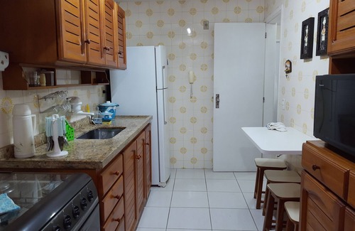 Olaria Apartment | AP 2 Qts wifi Fireplace Pool Sauna Quadra play /Picnic area