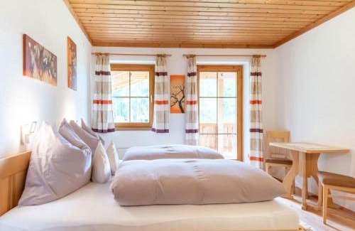 Saalfelden am Steinernen Meer Apartment | Apartment in Saalfelden near Ski Areas