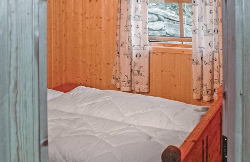 Vindafjord House | Apart and comfortable cottage in the very best location on a sunny plot with a short way to the fjor