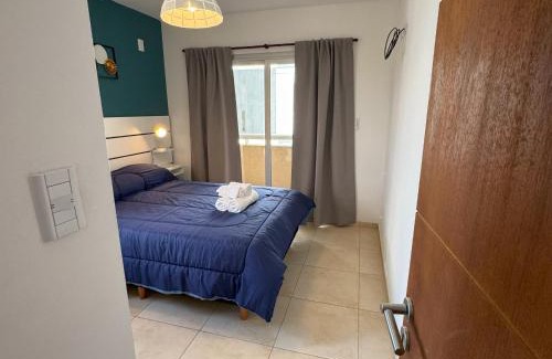 Rio Cuarto Apartment | Apart Azucena, 1 dormitorio céntrico con balcón y cochera