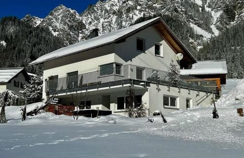 Dalaas Apartment | apart belmonte