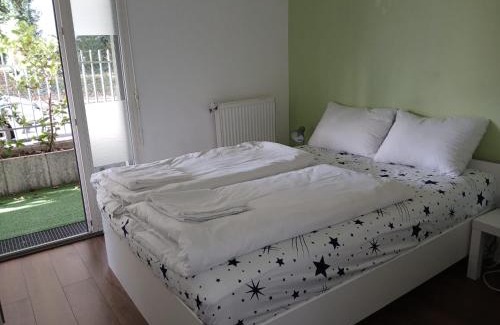 Alsace Apartment | Apart-Chic-Les-Ulis With Balcon, Terrasse and Parking
