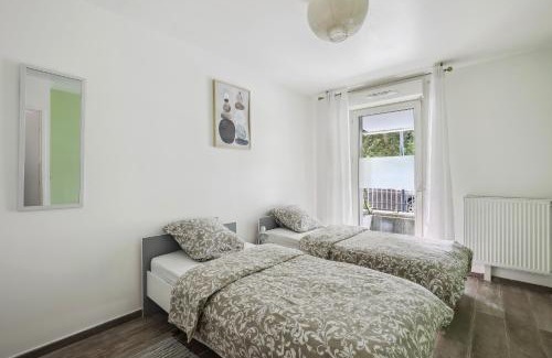 Alsace Apartment | Apart-Chic-Les-Ulis With Balcon, Terrasse and Parking