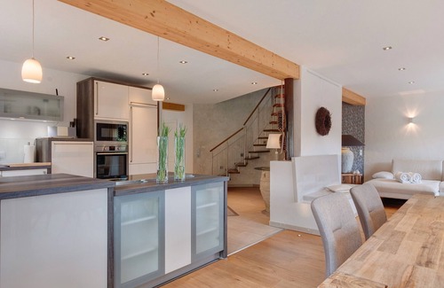 Furtwangen Apartment | Apartment '1 Terrassensuite' with Mountain View, Private Terrace and Wi-Fi