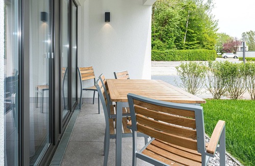 Bensersiel Apartment | Apartment Nahe der Nordsee mit Terrasse, Parkplatz, Schwimmbad- & Saunanutzung