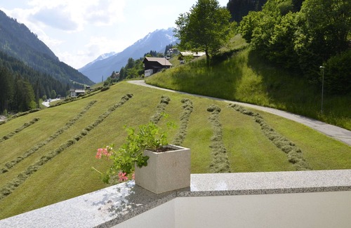 Kappl Apartment | Apart Garni Wachter by Interhome