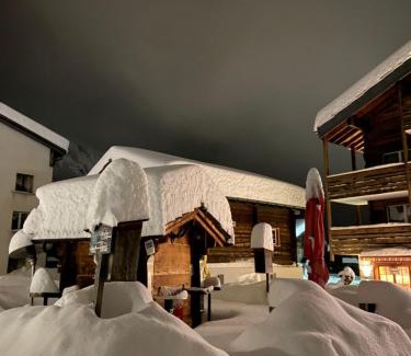 Saas Almagell Apartment | Apart-hotel Channa