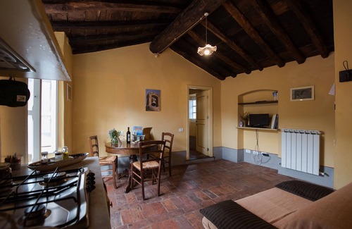Caste House | Apartment located a short distance from the Cinque Terre