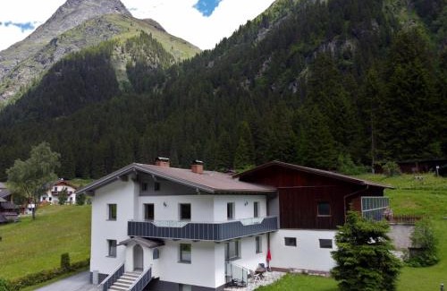 Sankt Leonhard im Pitztal Apartment | Apart Montana