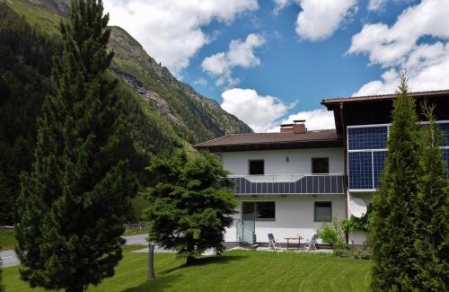 Sankt Leonhard im Pitztal Apartment | Apart Montana