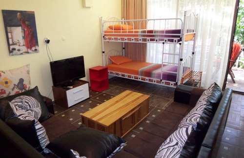 Urkmez Apartment | Apart1: izmir seferihisar ürkmez - Apartment with garden close2Sea FullEquipment