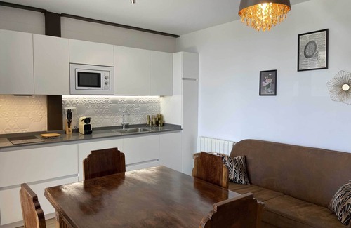 Montejo de la Sierra Apartment | Apartamento de Vistas Privilegiadas a la Reserva de la Biosfera y Exquisita Decoración Ecléctica