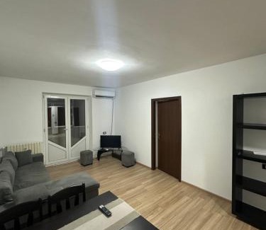 Giurgiu Apartment | Apartament în Parc