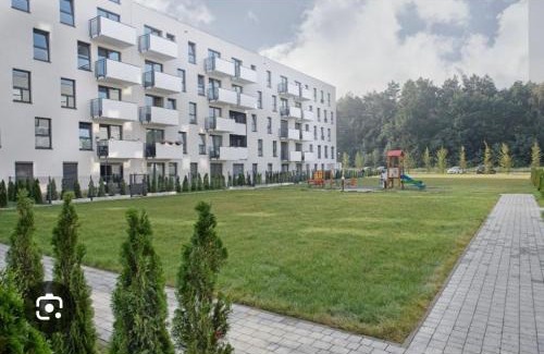 Tychy Apartment | Apartament Żorska z ogródkiem