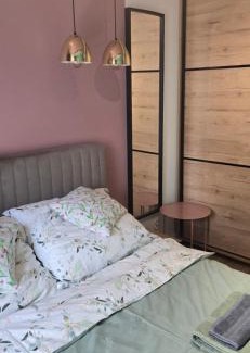 Bialoleka House | Apartament 3 pokojowy lub pokój w mieszkaniu w nowym bloku