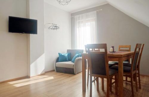 Zator Apartment | Apartament 9 os. z 2 łazienkami