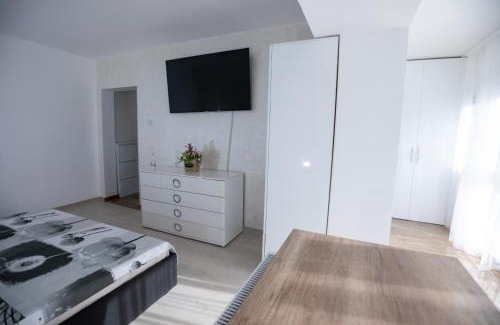 Tirgu Jiu Apartment | Apartament CENTRAL