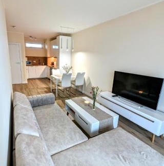 Nowe Miasto Apartment | Apartament Leomar, bezkontaktowe zameldowanie, darmowy parking