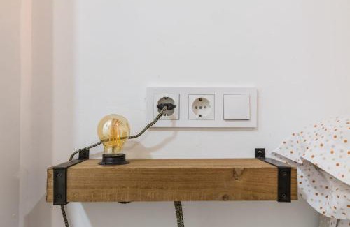 Canaletes Apartment | Apartament Montserrat