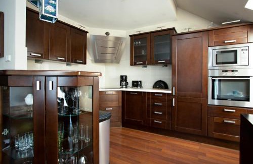 Czestochowa Apartment | Apartament Poddasze Artysty Mieszkanie Ozonowane