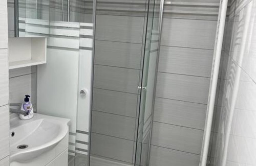 Caransebes Apartment | Apartament regim hotelier