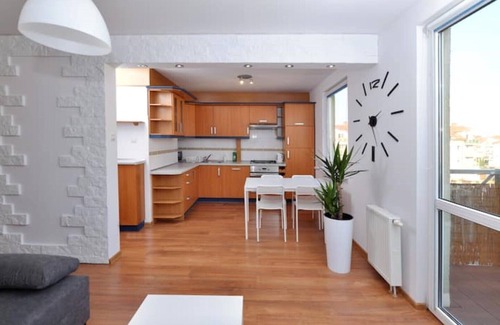 Opole Apartment | Apartament Słoneczny 4 (VAT invoice) with parking