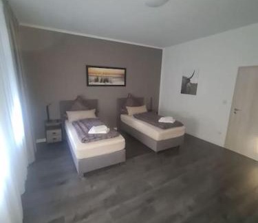 Bernburg Apartment | Apartament Suite 3
