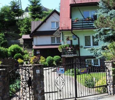 Sucha Beskidzka Apartment | Apartament Suzyw Kicek