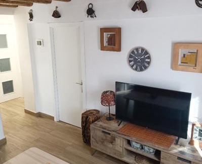 Campdevanol Apartment | Apartament Turístic Campdevànol