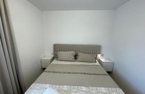 Sangeorz-Bai Apartment | APARTAMENT ULTRACENTRAL PREMIUM,PARCARE,WiFi
