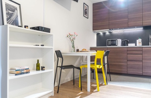 Krzyki Apartment | Apartament w Śródmieściu Odnowa