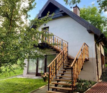 Kamienna Gora Apartment | Apartament W Dolinie Modrzewi