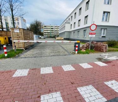 Gorzow Wielkopolski Apartment | Apartament Walczaka 43 MIEJSCE PARKINGOWE
