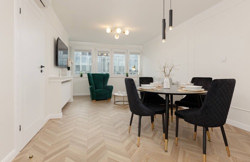 Wesola Apartment | Apartament With AC Moniuszki by Renters